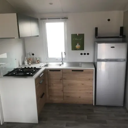 Mobil-home Avec Terrasse A - Api-1-52-1038 캠프장