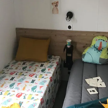 Κάμπινγκ Mobil-home Avec Terrasse A - Api-1-52-1038 Ιέρ